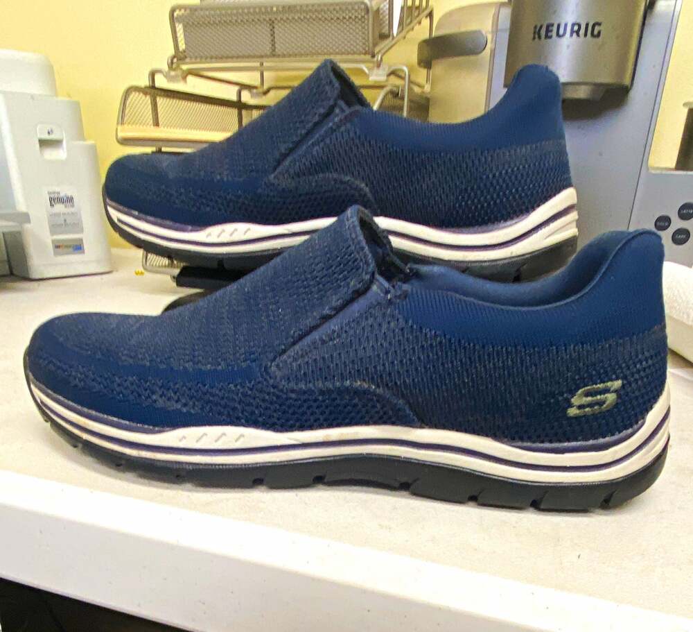 SKECHERS Mens Slip-On Athletic Sneakers Navy Size 10.5 (EU 44) 65086